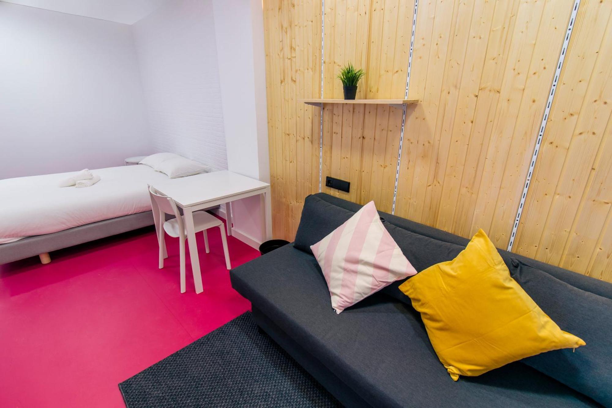 Koala Hostel Mercado Alicante Bagian luar foto